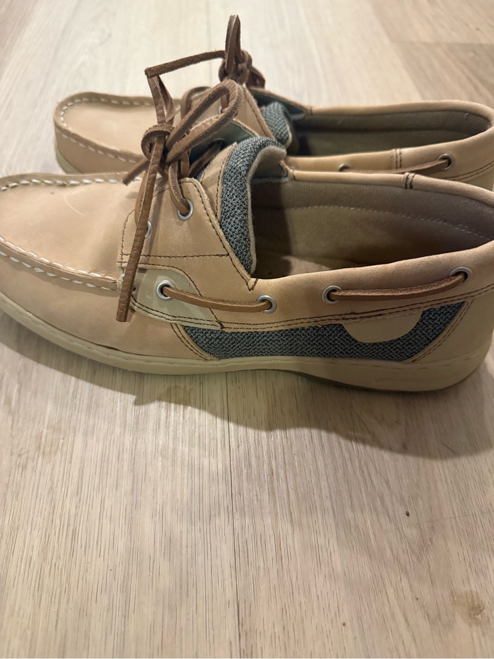 Tan Boat Shoes with Grey Mesh Accent 8.5 wide